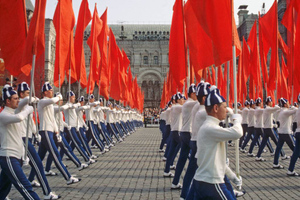 Путин поддержал идею вернуть спортивные парады на Красной площади