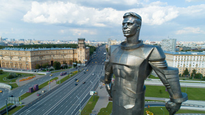 В Москве началась реставрация памятника Юрию Гагарину