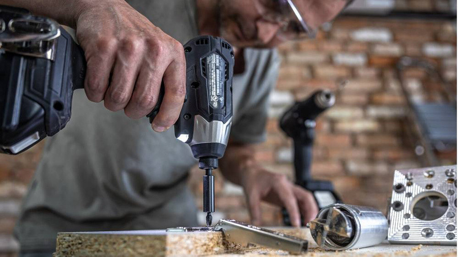 21 октября 2023 года — Международный день ремонта. Фото © Freepik / pvproductions