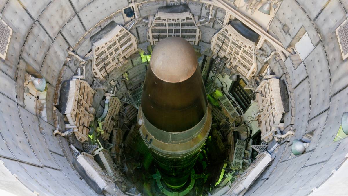 Политолог раскрыл причины подземных испытаний на ядерном полигоне в США