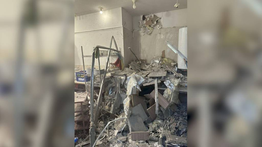 Последствия взрыва в кафе в парке Победы в Ереване. Фото © Telegram / ЕреваныЧ