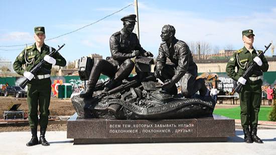 Памятник военным финансистам в Ярославле. Фото © Минобороны РФ