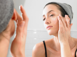 Косметолог раскрыла секрет эффективного осеннего ухода за кожей