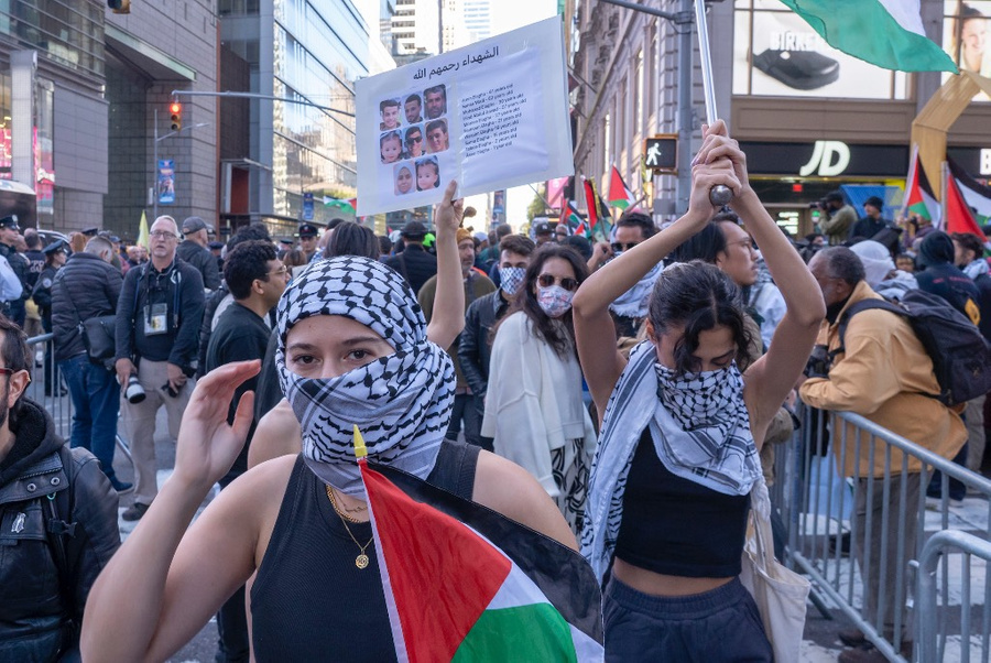 На Западе начались массовые протесты в поддержку Палестины. Фото © ТАСС / Zuma
