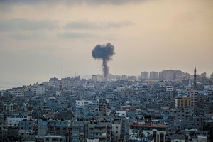 СМИ сообщили об ударе Израиля по дому престарелых в Газе