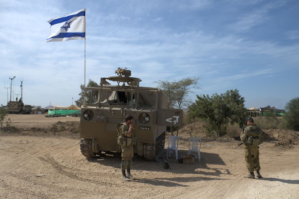 Израиль отложит наземную операцию в Газе до доставки двух батарей 