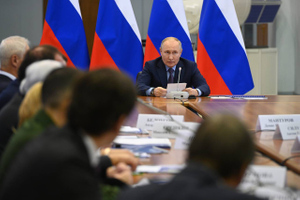 Путин пообещал поддержку проекту разработки космического ядерного буксира