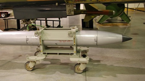 США модернизируют свою главную термоядерную бомбу B61