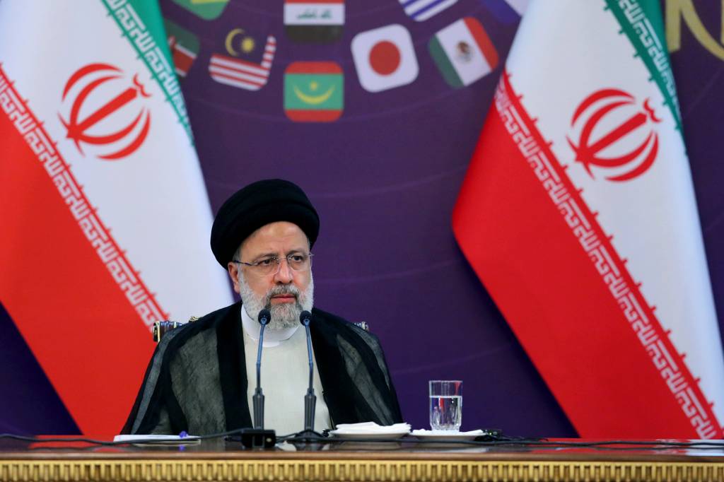 Президент Ирана: Израиль перешёл красные линии