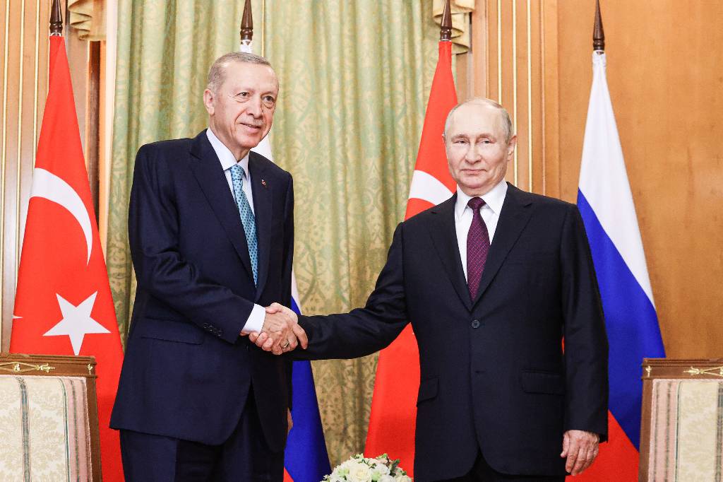 Путин уверен, что Россия и Турция будут развивать отношения по всем направлениям