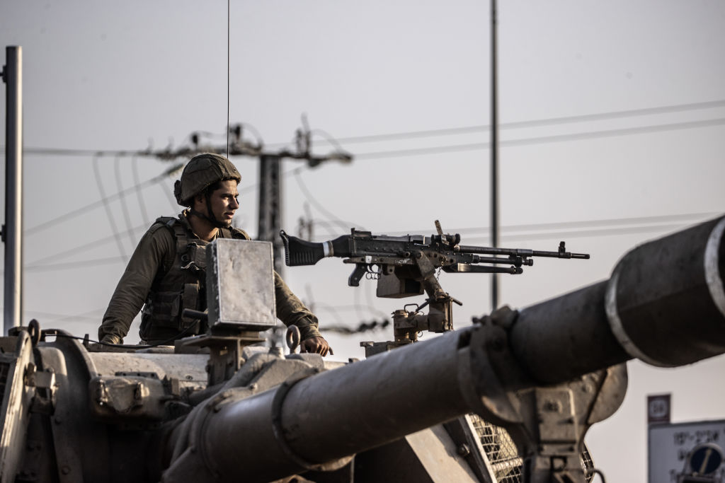 Очевидцы заметили израильские танки на подступах к Газе