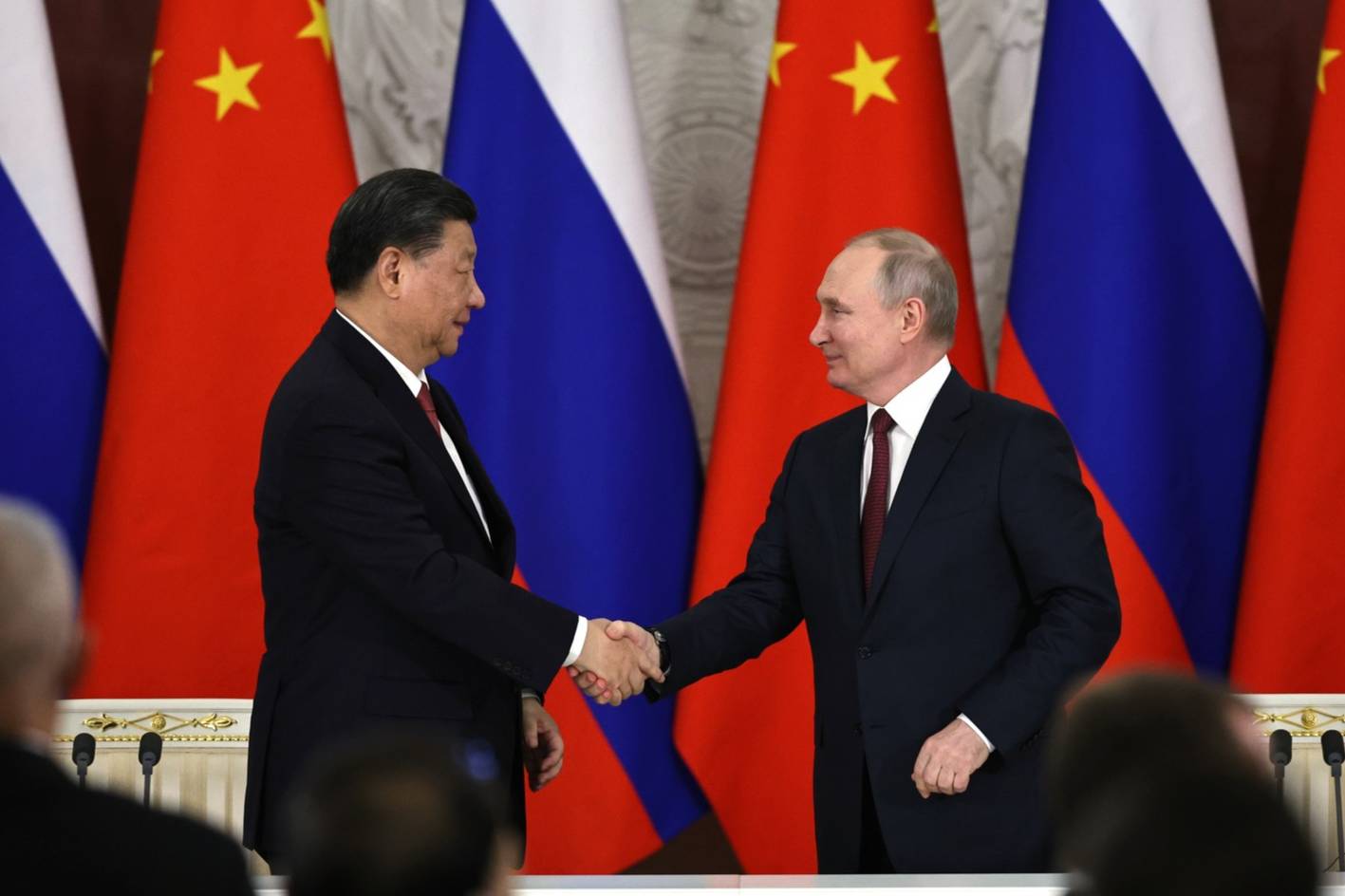 Нарисуют новую карту мира: Россия и Китай вынудят США молиться за своё будущее