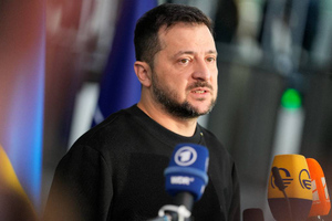 Зеленского сравнили с Гитлером в последние месяцы его жизни