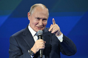 Путин: Присваивающие чужие активы дяди и тёти большим умом не отличаются