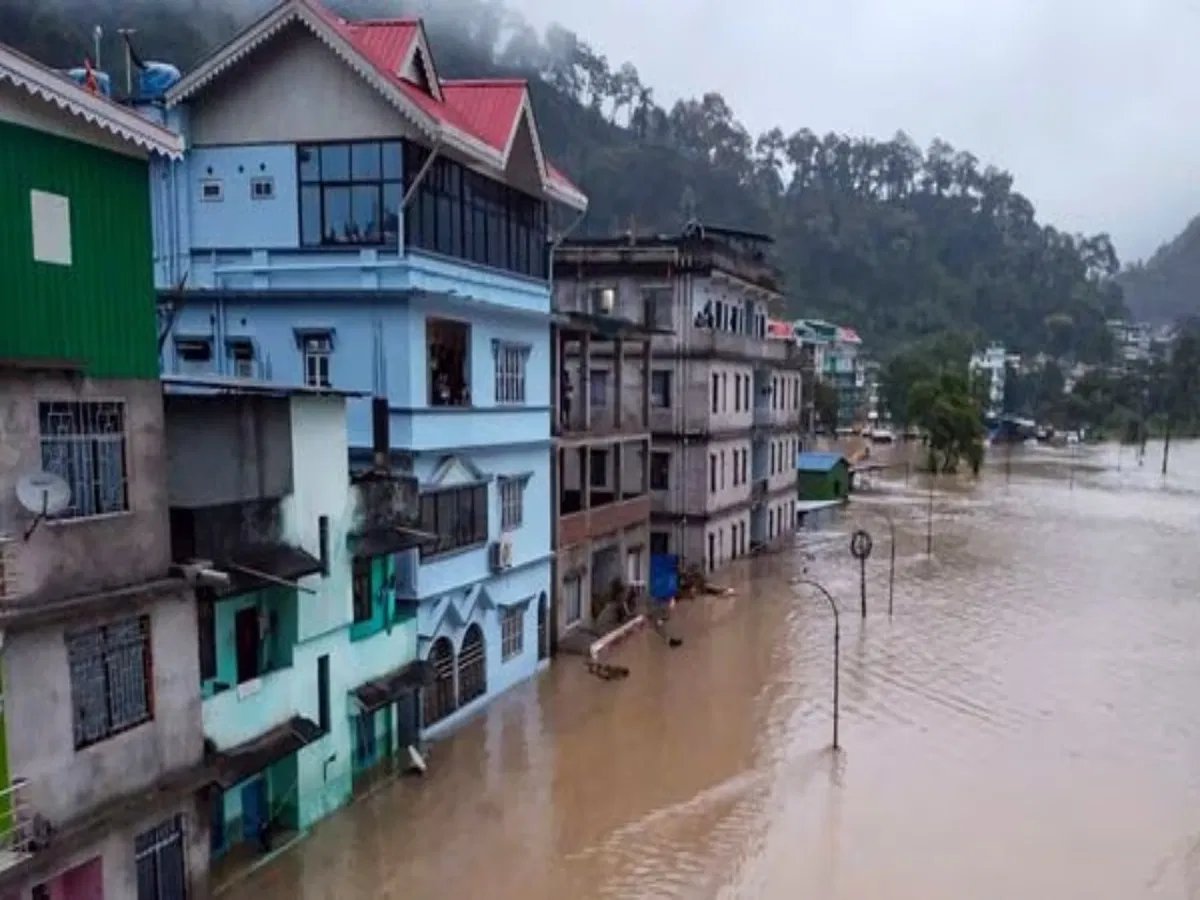 Российские туристы оказались заблокированы в зоне наводнений в Индии