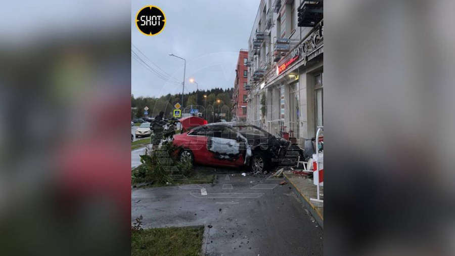 Последствия ДТП с "мерседесом" в Химках. Фото © Telegram / SHOT