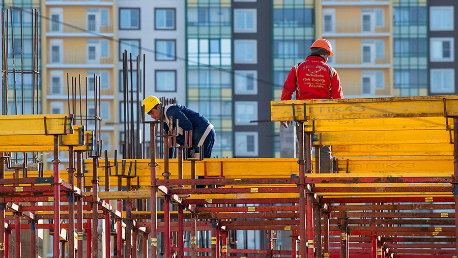 Риелторы рассказали, как изменятся цены на квартиры. Обложка © ТАСС / Сергей Ермохин
