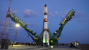 Российский корабль увёл МКС от столкновения с космическим мусором