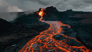 В Исландии ввели режим ЧП из-за угрозы извержения вулкана и серии землетрясений