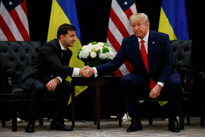 Зеленский хочет через Трампа задобрить Конгресс США