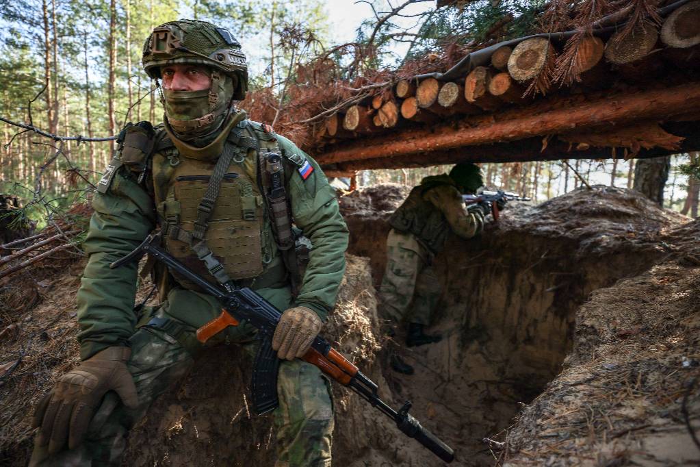 Народный фронт объявил новогодний сбор 