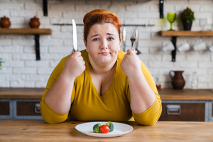 Обратный эффект: Желающим похудеть напомнили, что жёсткие диеты могут сыграть с ними злую шутку