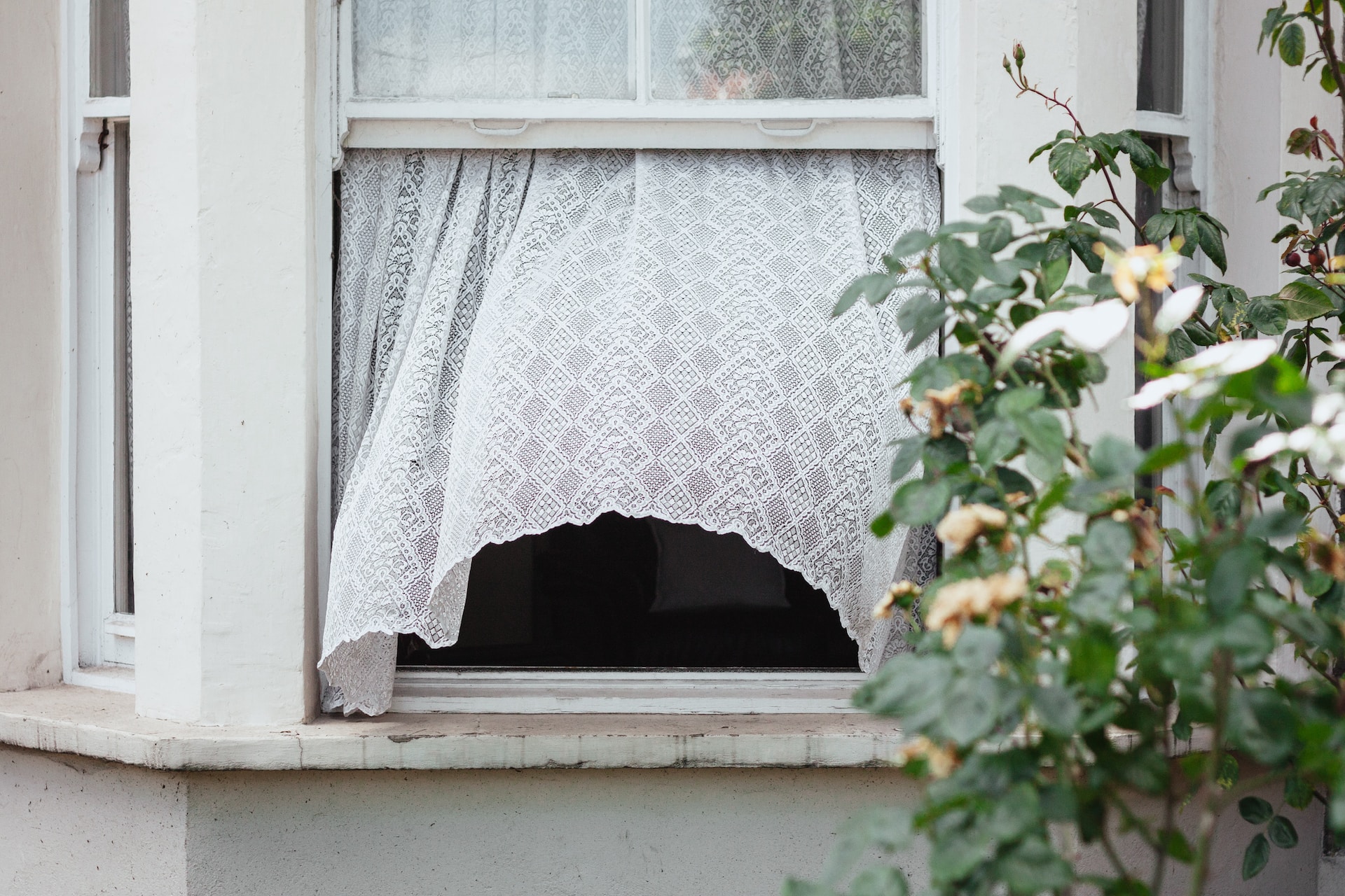 Пьяный россиянин выбросил годовалую дочь из окна в сугроб и забыл про неё на 4 дня