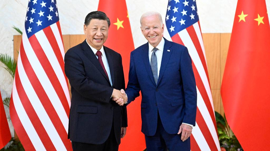 Президент США Джо Байден и председатель КНР Си Цзиньпин. Обложка © ТАСС / EPA / XINHUA / LI XUEREN