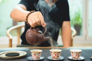 Восьмимесячная девочка попала в реанимацию после чаепития в Петербурге