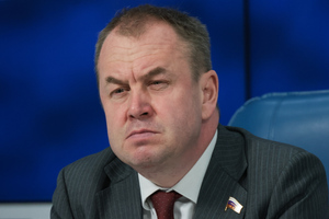 Там, где этого нет, уровень решений снижается до выключателя в предбаннике. Ну и, конечно, никто не отменял разумный эгоизм в защите национальных экономических интересов. Предшественники Зеленского это, кстати, очень хорошо понимали. И не уповали ни в одном вопросе экспорта-импорта только на одну сторону света