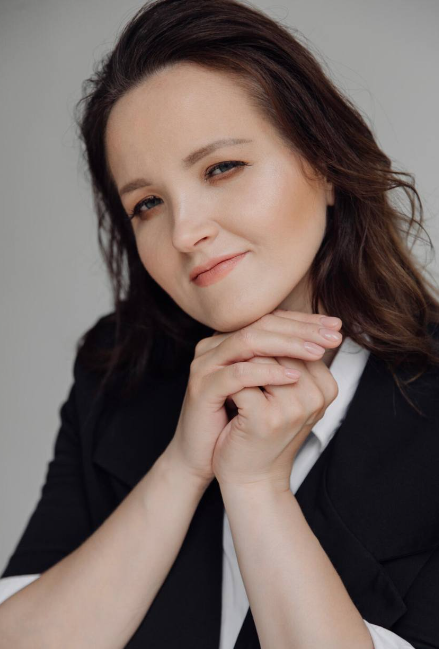 <p>Далеко не все "подозрительные" действия близкого человека можно считать предательством. Поддерживать здоровые и счастливые отношения поможет честное и открытое общение, основанное на доверии, взаимном уважении и понимании партнёра</p>