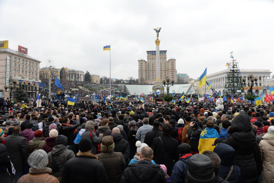 Евромайдан в Киеве. Обложка © LIFE / Владимир Суворов