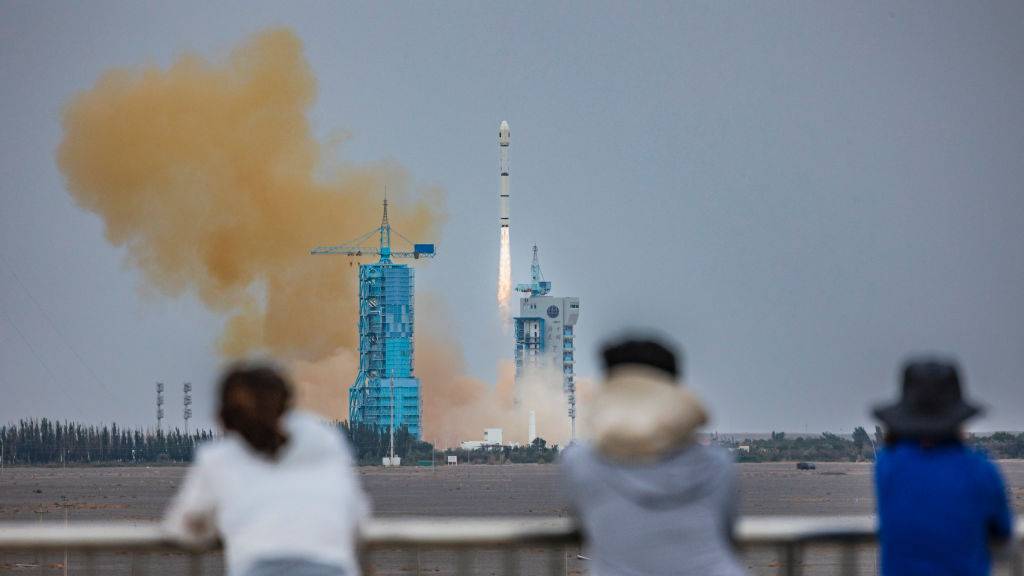 В Японии сработала воздушная тревога из-за запуска первого спутника-разведчика КНДР