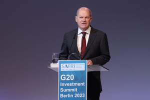 Шольц сообщил, что на саммите G20 призвал положить конец конфликту на Украине