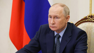 Путин: Важно сохранять традиции отечественного телевидения