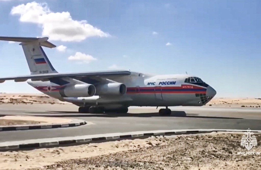 Самолёт МЧС со 103 эвакуированными из Газы россиянами вылетел в Москву