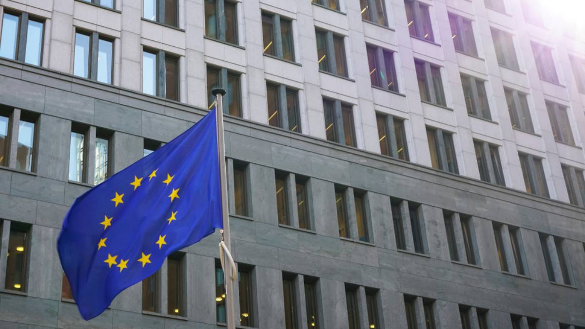 Bloomberg: В Евросоюзе хотят смягчить предложения Брюсселя по санкциям против РФ
