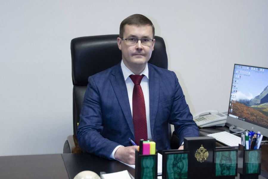 "Самый совестливый чиновник России" ушёл в отставку после того, как покаялся в пьяной езде