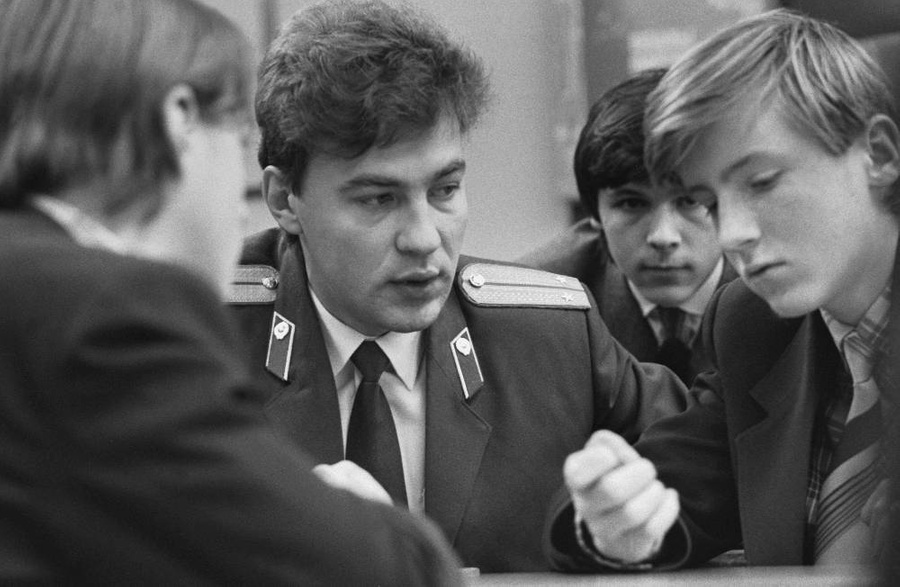 "С какого района?" — молодёжные банды в СССР. Фото © ТАСС / Эдгар Брюханенко 