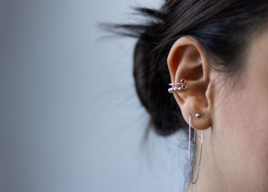 Россиянам рассказали, как не "зачистить" уши до гнойного отита