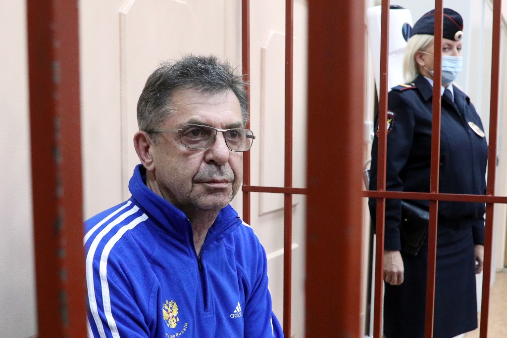 Пяти бывшим спортивным функционерам вынесли приговоры за хищение 26 млн для сборных России