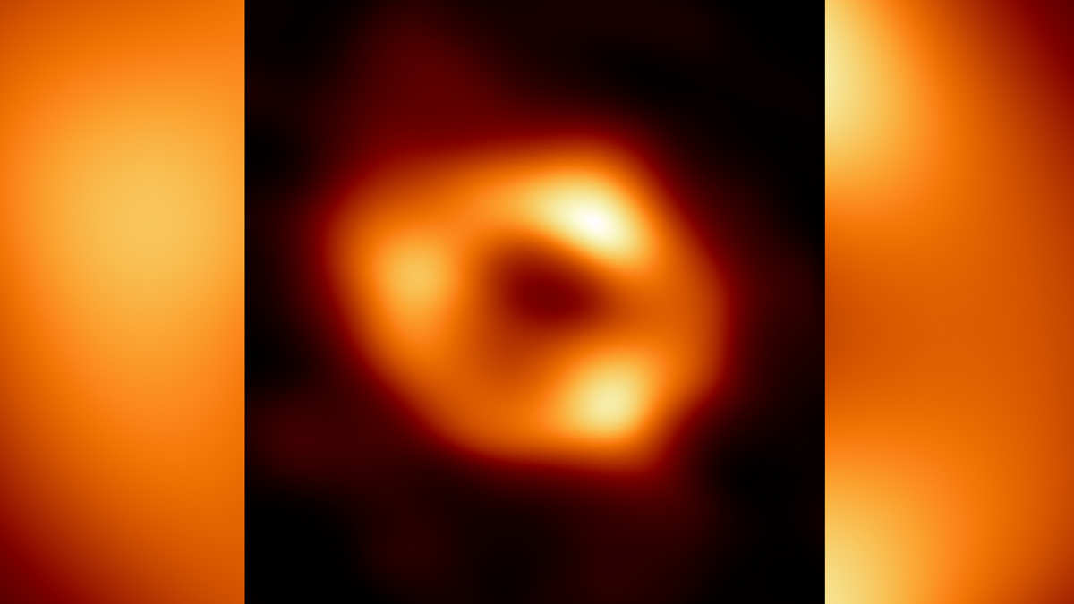 Сверхмассивная чёрная дыра Стрелец А* в центре галактики Млечный Путь. Фото © eventhorizontelescope.org