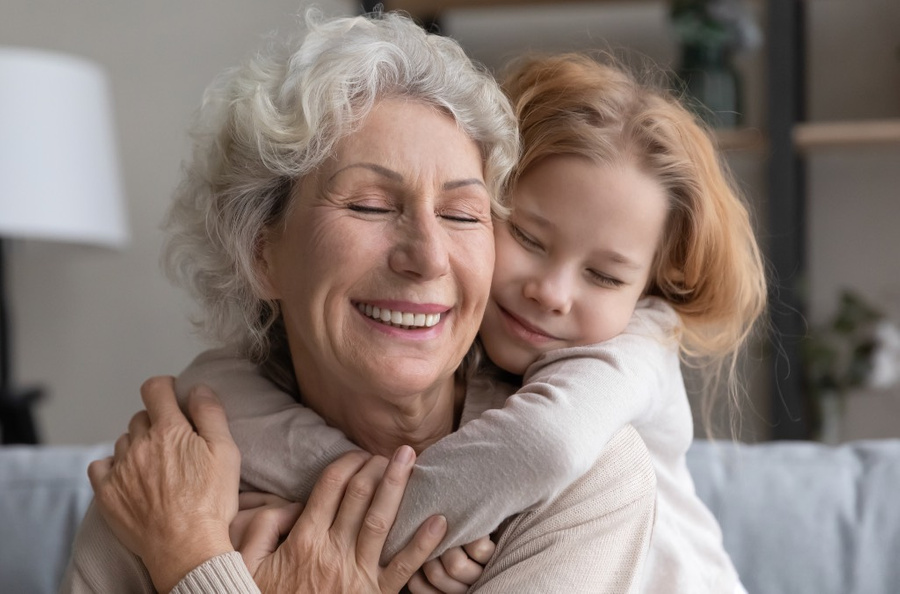 Что говорить бабушке, чтобы внуки в ней души не чаяли. Фото © Shutterstock