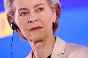 Урсулу фон дер Ляйен уличили в желании накормить Киев пустыми обещаниями