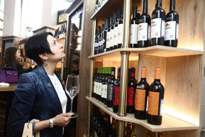 На выставке "Россия" представили более 500 отечественных вин