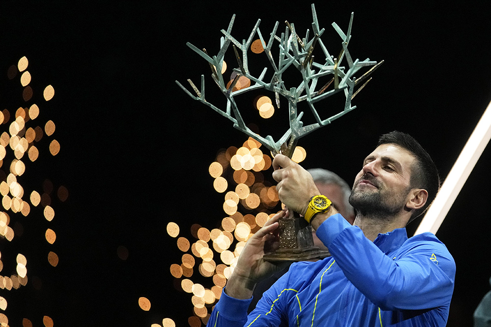 Джокович победил Дмитрова и выиграл 40-й титул серии "Мастерс"