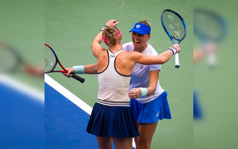 Теннисистки Вера Звонарёва и Лаура Зигемунд. Обложка © X / WTA
