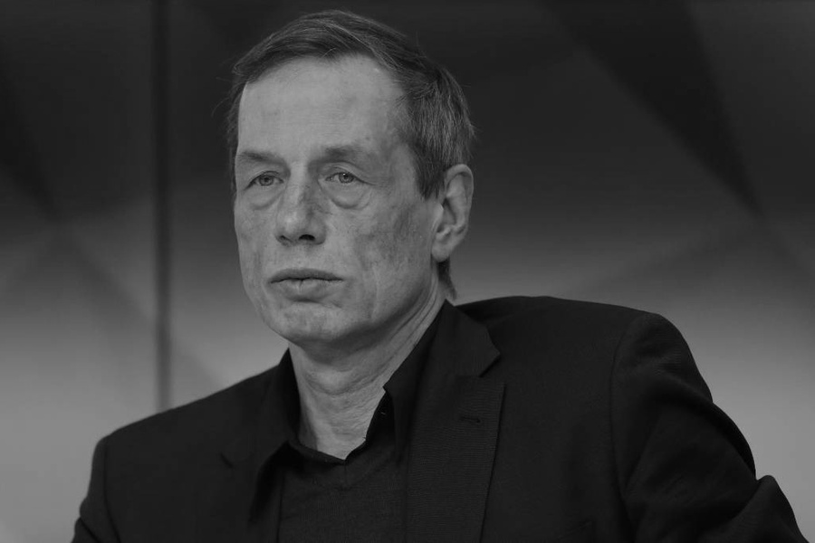 Аркадий Ипполитов. Обложка © ТАСС / Сергей Савостьянов