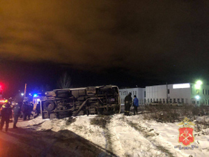 Один человек погиб и пятеро пострадали в ДТП с автобусом и грузовиком в Кемерове