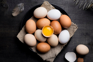Россиянам раскрыли, как поменяются цены на яйца и курицу до Нового года